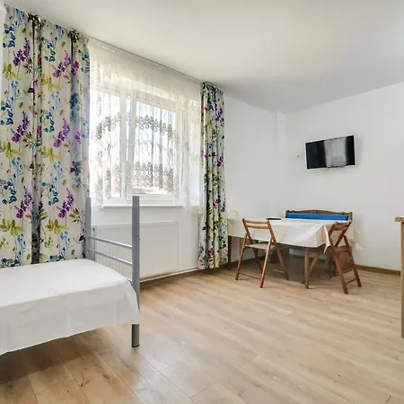 Eliade Habitación en casa particular *