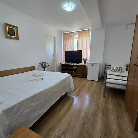 Habitación en casa particular Eliade Agigea