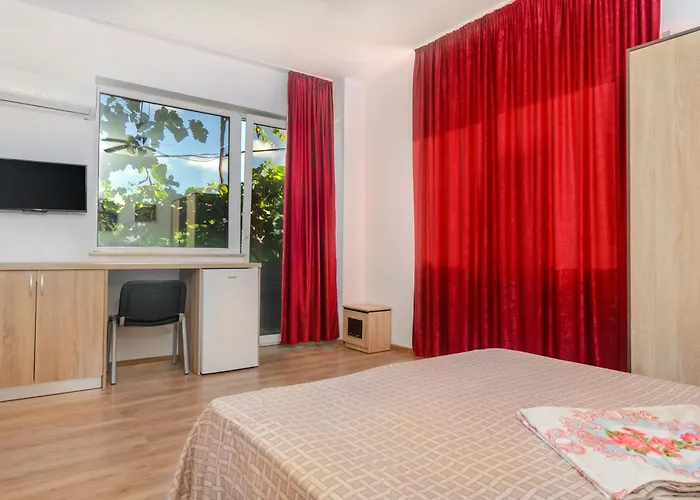 Eliade Homestay szállás *